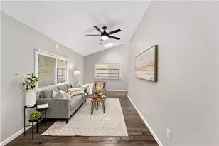 223 Columbia Dr, Center Township, PA 15001 - Photo 6