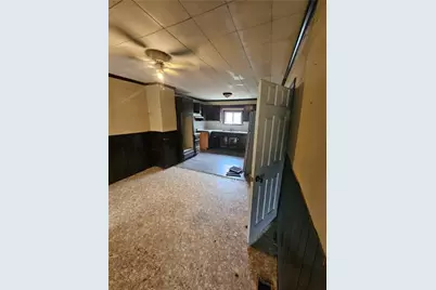 413 Electric St, New Castle, PA 16101 - Photo 10