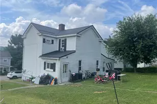 433-435 Bluff, Belle Vernon, PA 15012 - Photo 4