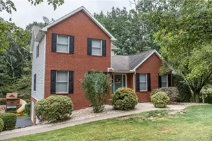 147 Woodbury Dr, Buffalo Township, PA 16055 - Photo 1