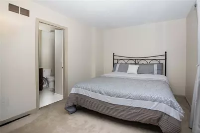 804 Fairways Dr, Oakmont, PA 15139 - Photo 16