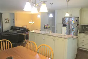 615 Nova Dr, Economy, PA 15042 - Photo 10