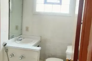 500 Wayne Ave, Ellwood City, PA 16117 - Photo 14