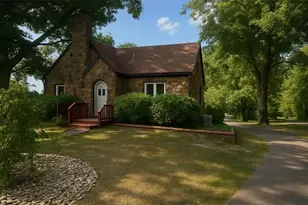 339 E Cooper St, Slippery Rock, PA 16057 - Photo 1