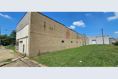 107,109,111 E Long Ave, New Castle, PA 16101 - Photo 4