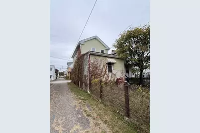 216 South 7th Street, Jeannette, PA 15644 - Photo 2
