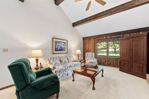 309 Lynn Ann Dr, Pittsburgh, PA 15068 - Photo 10