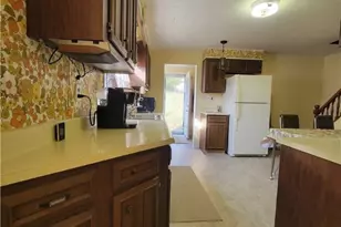 141 Grant St, Perry Township, PA 15482 - Photo 4