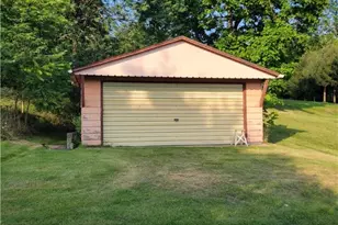 141 Grant St, Perry Township, PA 15482 - Photo 14