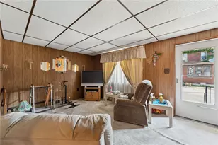 44 Walnut St, Natrona, PA 15065 - Photo 4