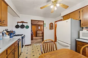 44 Walnut St, Natrona, PA 15065 - Photo 8