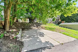 145 Georgetown Ave, Pittsburgh, PA 15229 - Photo 18