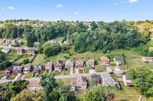 3909 Inland Ave, West Mifflin, PA 15122 - Photo 40