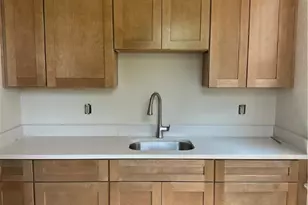 324 Ophelia St, Pittsburgh, PA 15213 - Photo 2