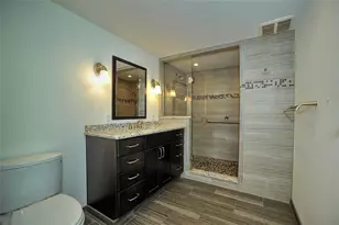 320 Fort Duquesne Blvd, Downtown Pgh, PA 15222 - Photo 26