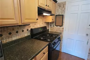 144 N Dithridge St, Pittsburgh, PA 15213 - Photo 14