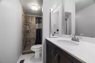 2064 Powell Rd, Cranberry Township, PA 16066 - Photo 20