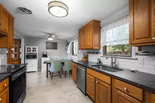 2064 Powell Rd, Cranberry Township, PA 16066 - Photo 10