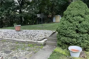 12509 Herold Dr, North Huntingdon, PA 15642 - Photo 2