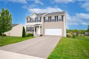 118 Leslie Farms Dr, Connoquenessing Boro, PA 16033 - Photo 2