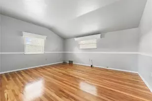 524 Rainier Dr, Pittsburgh, PA 15239 - Photo 24