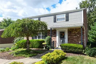 524 Rainier Dr, Pittsburgh, PA 15239 - Photo 2