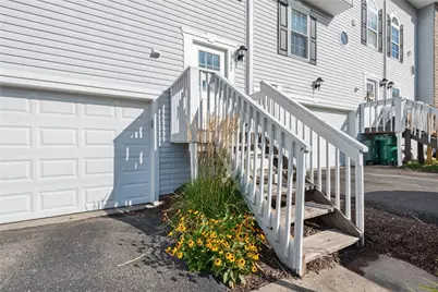 1107 Arrowhead Dr, South Strabane, PA 15301 - Photo 2