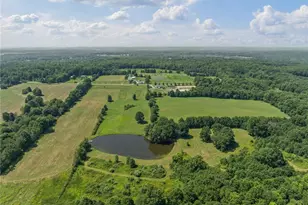 206 Lee Rd, Springfield Township, PA 16127 - Photo 8