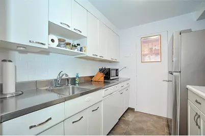 4625 Fifth Ave #211, Pittsburgh, PA 15213 - Photo 10
