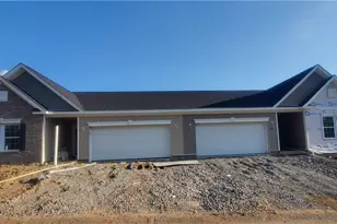 281 Olivia Dr, Pittsburgh, PA 15068 - Photo 1