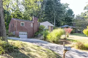145 Oakhurst Rd, Pittsburgh, PA 15215 - Photo 1