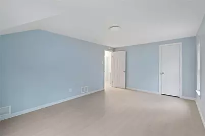 8624 Oakcrest Rd, Pittsburgh, PA 15235 - Photo 16