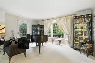 872 Canterbury Ln, Pittsburgh, PA 15232 - Photo 8