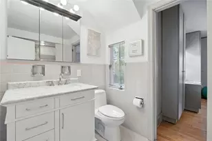 872 Canterbury Ln, Pittsburgh, PA 15232 - Photo 32