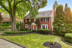 872 Canterbury Ln, Pittsburgh, PA 15232 - Photo 1