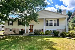 40 Bradley Ct, White Township, PA 15701 - Photo 1