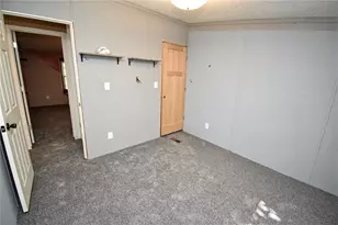1041 Barr Run Rd, West Bethlehem, PA 15345 - Photo 32