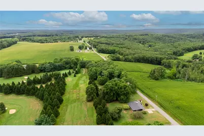 66-68 Isle Rd, Franklin Township, PA 16001 - Photo 4