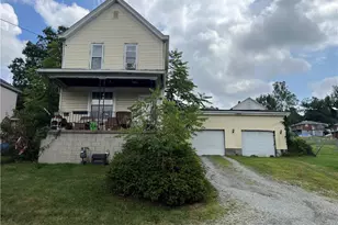 108 Brown Ave, Hempfield Township, PA 15634 - Photo 2