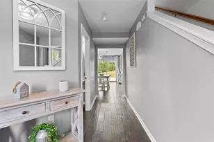 145 Brighton Ln, Adams Township, PA 16046 - Photo 8