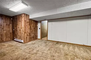 450 Greenwood Dr, Hermitage, PA 16148 - Photo 32