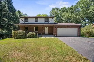 450 Greenwood Dr, Hermitage, PA 16148 - Photo 1