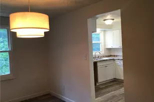450 Greenwood Dr, Hermitage, PA 16148 - Photo 8
