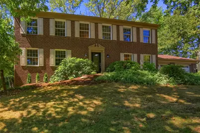 8008 Lingay Dr, Pittsburgh, PA 15101 - Photo 1