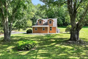 1043 Collinsburg Rd, Rostraver, PA 15089 - Photo 4