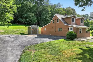 1043 Collinsburg Rd, Rostraver, PA 15089 - Photo 6