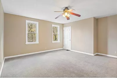 39 Welsh Way, Pittsburgh, PA 15203 - Photo 14