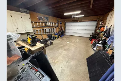 100 Chambers Avenue, Greenville Boro, PA 16125 - Photo 10