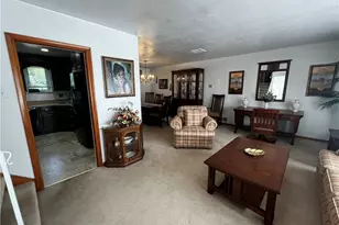 312 Beckman Dr, McKeesport, PA 15132 - Photo 12