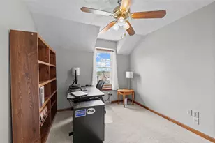 2420 Bonnie Dell Dr, South Park, PA 15129 - Photo 30